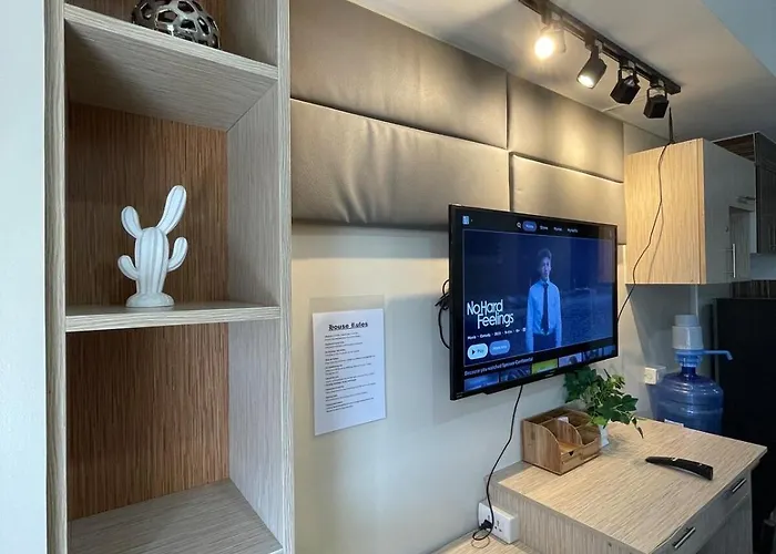 Apartment La Maria - Modern Steps To Sm With Netflix & Wi-fi